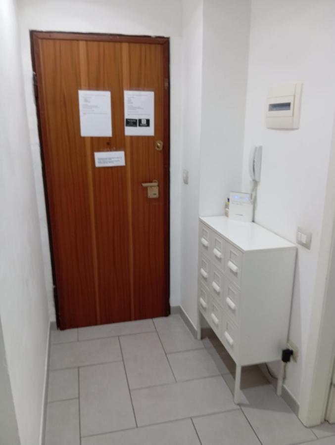 شقة Apartament Famagosta Milano المظهر الخارجي الصورة